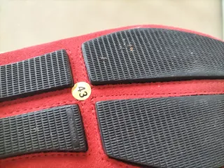 Náuticos de ante rojos