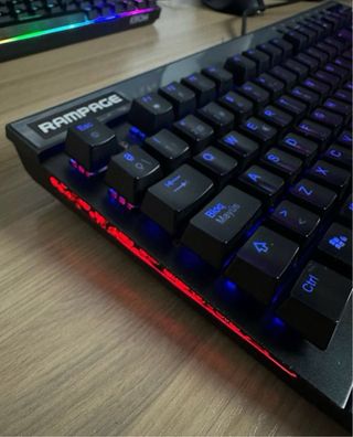 Teclado Mecánico Rampage Hydra R1 RGB