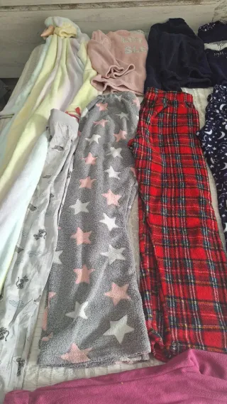 Lote pijamas mujer S-M y bata
