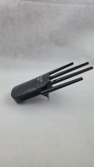 Repetidor WiFi Qlocom Dual Band 1200Mbps