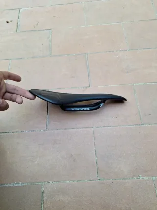 Sillin San Marco Aspide Super Leggera carbono
