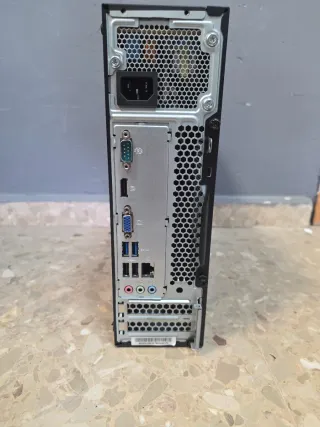 Computer desktop Lenovo
