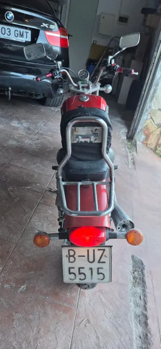 Suzuki Marauder 250cc Cruiser Roja