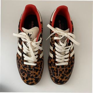 Adidas Samba OG Leopardo Rojo Talla 38.5