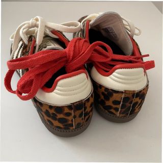 Adidas Samba OG Leopardo Rojo Talla 38.5