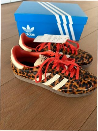Adidas Samba OG Leopardo Rojo Talla 37