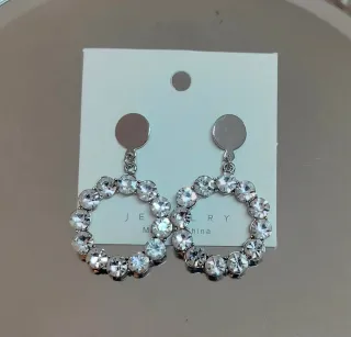 Orecchini cerchio con strass