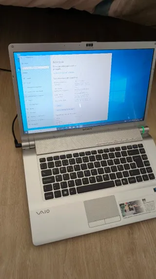 Portátil Sony VAIO Plata