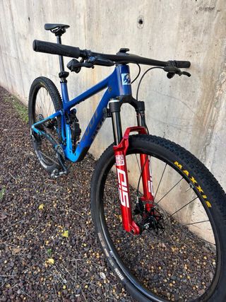 Pivot Mach 4 SL Talla L