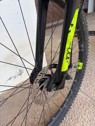 Bicicleta Decathlon Nera