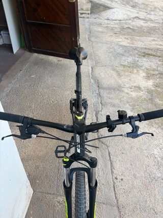 Bicicleta Decathlon Nera