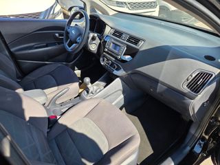 Kia Rio 1.2 CVVT 84CV Concept