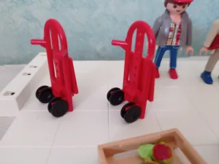Playmobil repartidores con carro FF