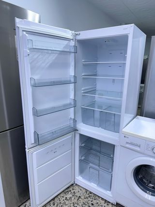 Lavadora LG y Nevera Rommer con Garantía
