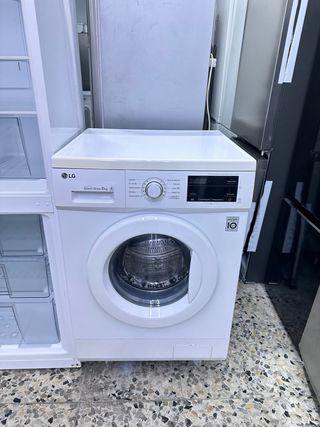 Lavadora LG y Nevera Rommer con Garantía