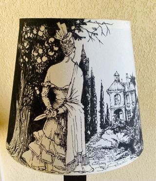 Lámpara de tela pintada a mano