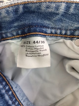 Jeans strappati blu