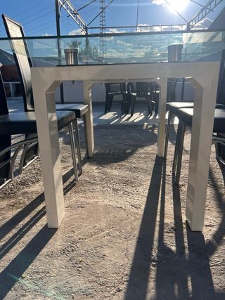 Mesa cristal y 4 sillas comedor