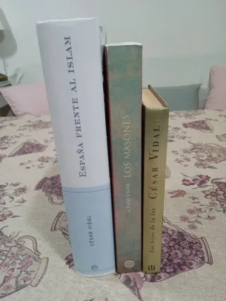 Cesar Vidal 3 Libros