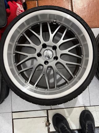 Llantas 114.3 axis 20”