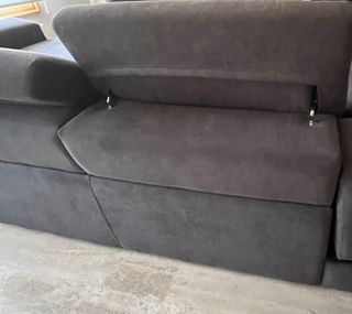 Sofá todo Chaiselongue 3 plazas anchas. Tela.