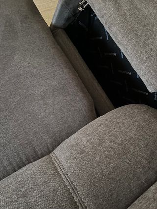 Sofá todo Chaiselongue 3 plazas anchas. Tela.