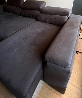 Sofá todo Chaiselongue 3 plazas anchas. Tela.