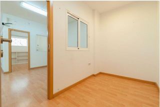Local comercial en venta en Can Clota en Esplugues de Llobregat