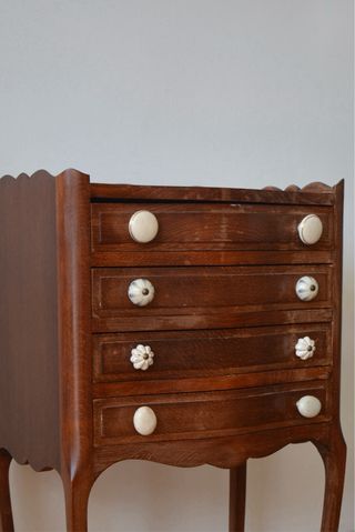 Mueble Auxiliar Vintage con Tiradores Cerámicos