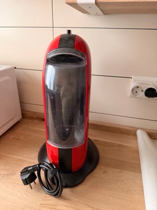 Cafetera Dolce Gusto Krups Roja