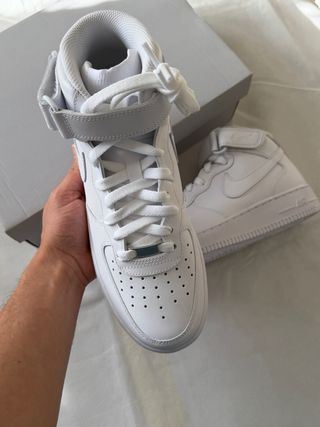 Nike Air Force 1 Mid Blancas