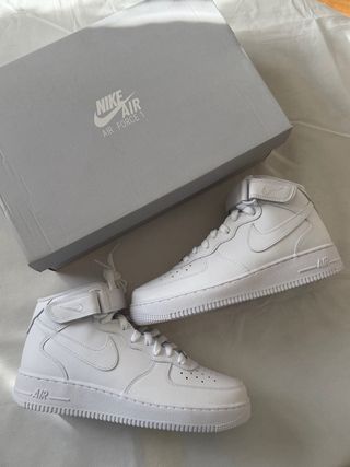 Nike Air Force 1 Mid Blancas