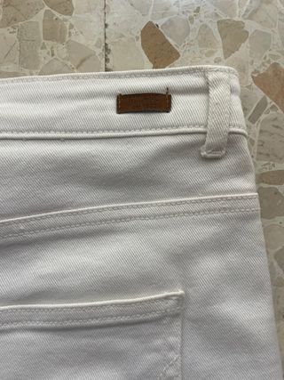 Shorts blancos Milano
