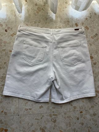 Shorts blancos Milano