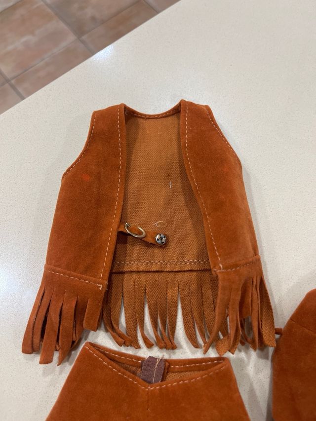 Conjunto  pub Nancy Años 70 Chaleco Pantalón Gorro