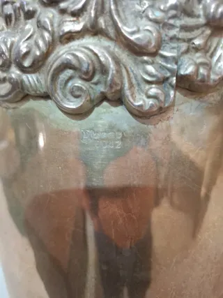 Vecchio cestello ghiaccio decorato