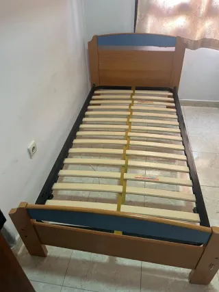 Cama individual madera y metal