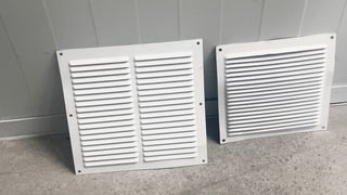 Rejillas de ventilación metálicas  4 unidades