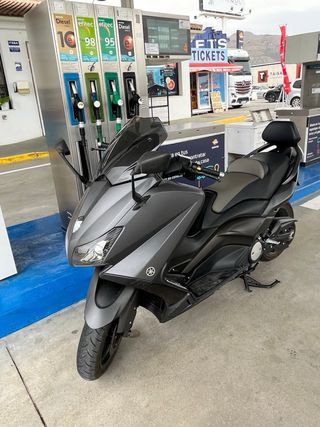 Yamaha Tmax 530