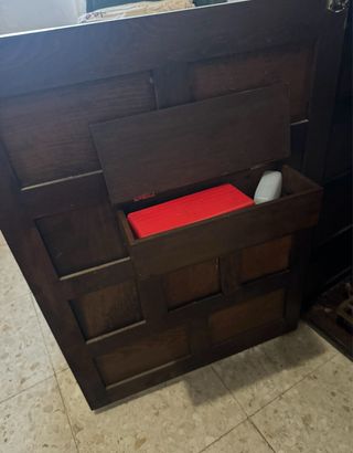 Máquina de coser Alfa Royale en mueble