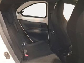 Toyota Aygo X Cross 1.0 VVT-I 72CV Play