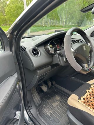 Peugeot 3008 2016