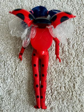 Muñeca y Libros Ladybug Miraculous