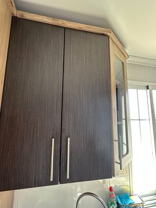 Muebles de cocina madera y cristal