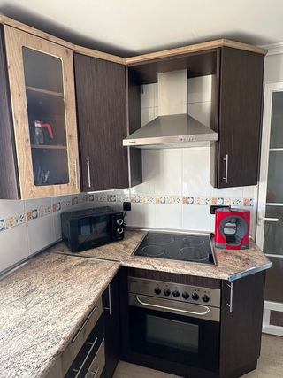 Muebles de cocina madera y cristal