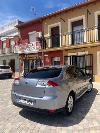 Renault Laguna cambio por 7 plazas