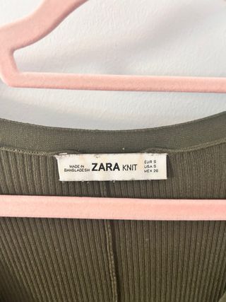 Vestido largo punto Zara verde oliva