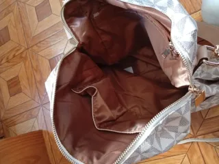 Mochila mediana geométrica