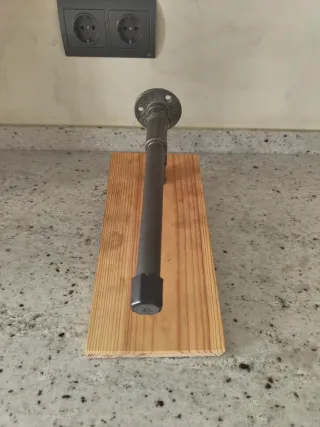 Percha industrial madera y metal