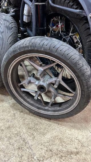 Llanta R 1200 GS 17 pulgadas